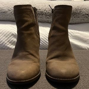 Lucky Brand Women’s Yenata Fashion Boot, Brindle, Size 6